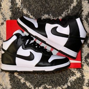 [EUC] Nike Dunk High 'Panda'